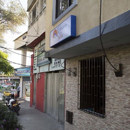 El Descanso Donde Sara Albergue Medellín Exterior foto