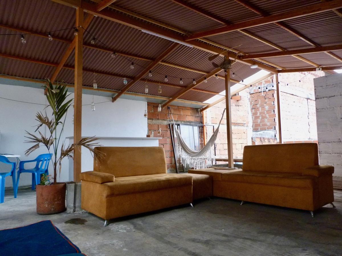 El Descanso Donde Sara Albergue Medellín Exterior foto
